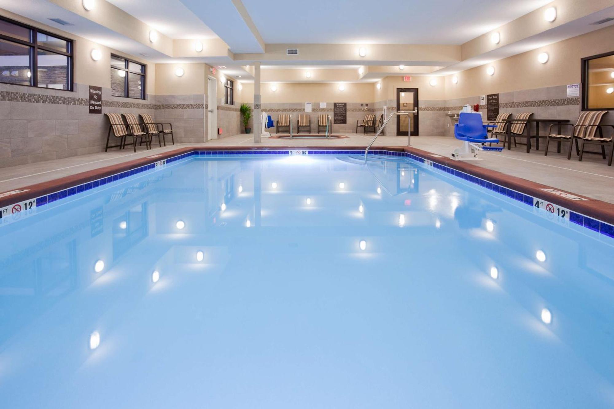 Homewood Suites Davenport Bettendorf Buitenkant foto